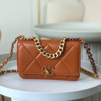 Chanel 19 Wallet On Chain WOC Bag in Lambskin AP3267 Brown/Gold 2024 (SM-24060411)