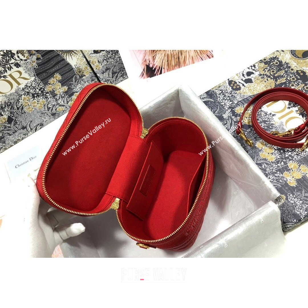 Dior Small Dioramour DiorTravel Vanity Case in Red Cannage Lambskin with Heart Motif 2021 (XXG-21090812)