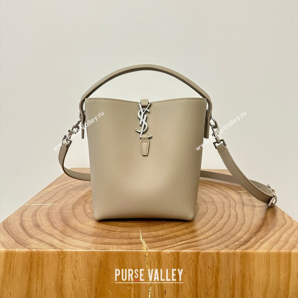 Saint Laurent Le 37 Small Bucket Bag in Shiny Leather 749036 Beige 2024 Top (CC-24060317)