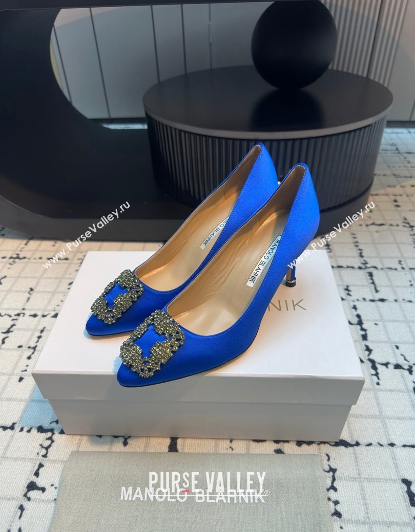 Manolo Blahnik Hangisi Satin Pumps 7cm with Strass Buckle Sky Blue 2024 1225 (KL-241225020)