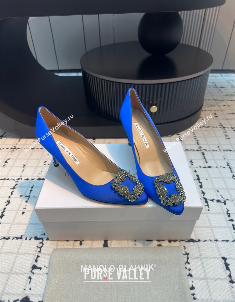 Manolo Blahnik Hangisi Satin Pumps 7cm with Strass Buckle Sky Blue 2024 1225 (KL-241225020)