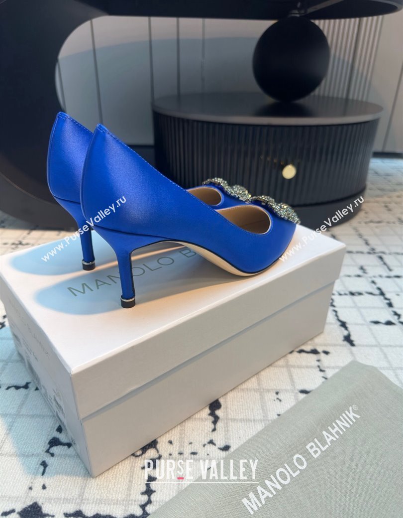 Manolo Blahnik Hangisi Satin Pumps 7cm with Strass Buckle Sky Blue 2024 1225 (KL-241225020)