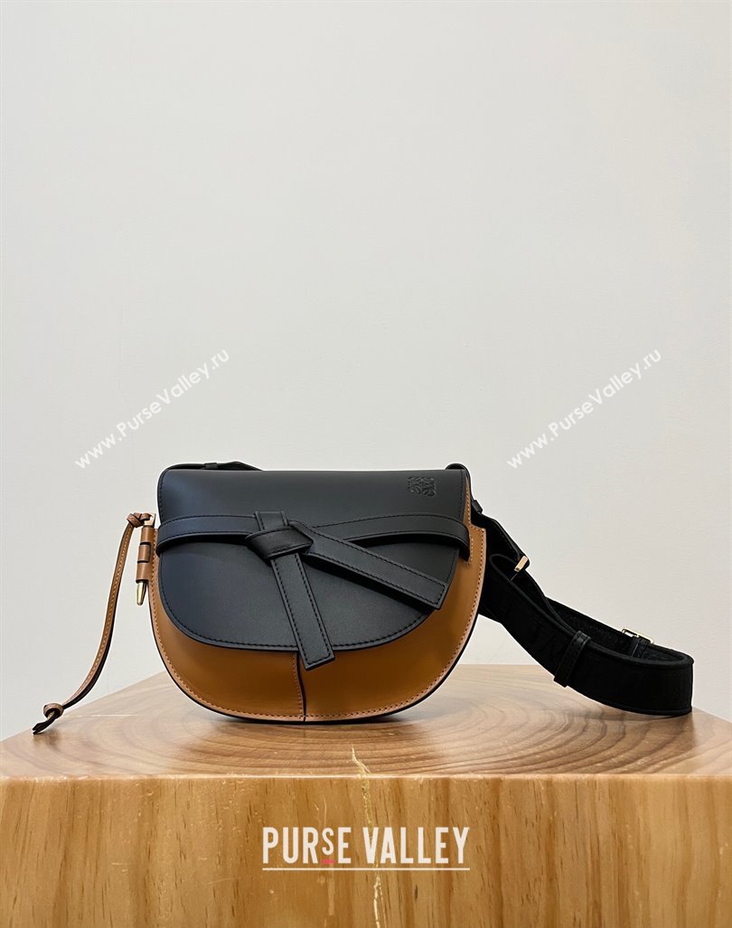 Loewe Small Gate Dual Bag in Soft Calfskin and Jacquard Strap Black/Brown 2024 Top (KK-24060304)