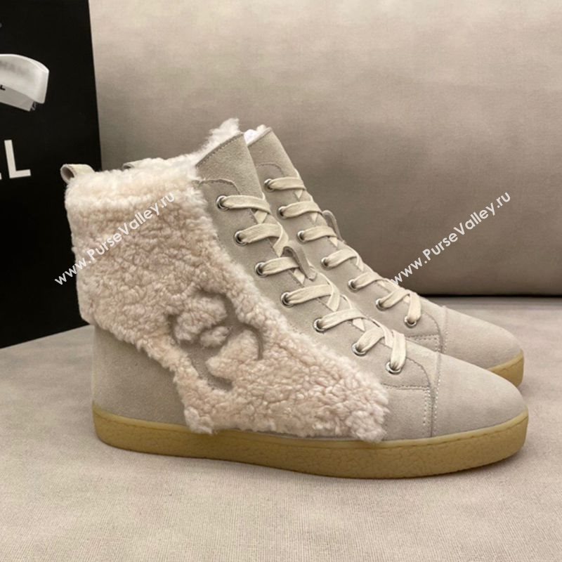 Chanel Suede and CC Shearling Wool Short Boots Gray 2020 (DLY-20120422)