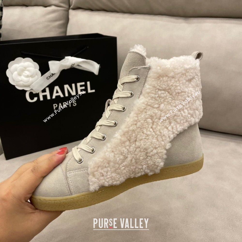 Chanel Suede and CC Shearling Wool Short Boots Gray 2020 (DLY-20120422)