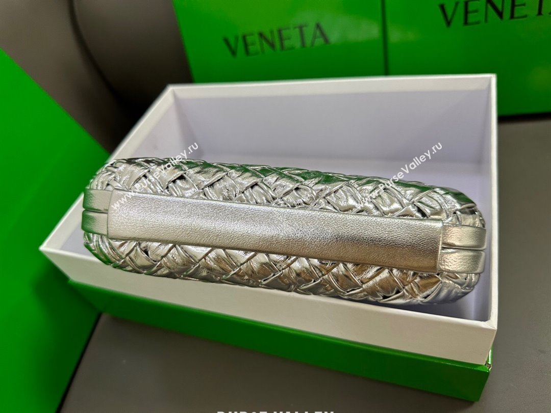 Bottega Veneta Knot Minaudiere Clutch in Pressed Intreccio Laminated Leather 717622 Silver 2023 (MS-23101302)