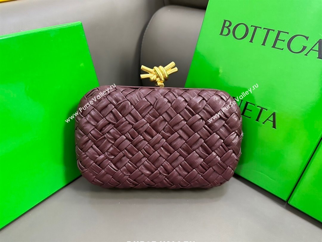 Bottega Veneta Knot Minaudiere Clutch in Pressed Intreccio Laminated Leather 717622 Burgundy 2023 (MS-23101305)