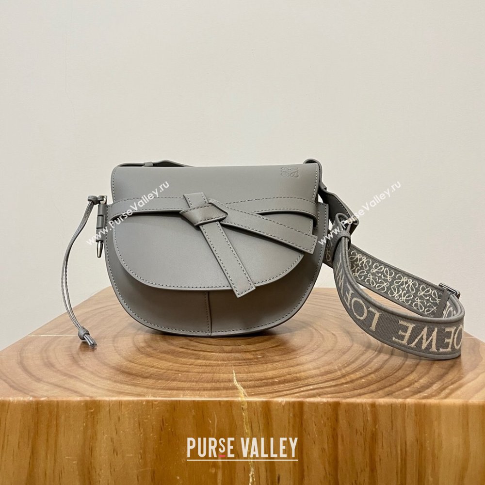 Loewe Small Gate Dual Bag in Soft Calfskin and Jacquard Strap Pearl Grey 2024 Top (KK-24060310)