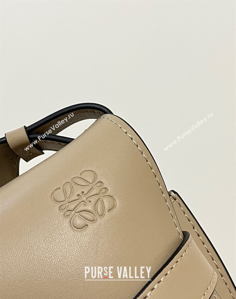 Loewe Small Gate Dual Bag in Soft Calfskin and Jacquard Strap Sand 2024 Top (KK-24060311)