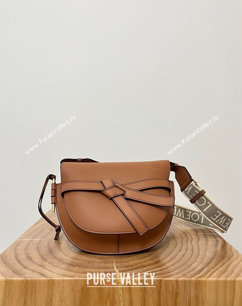 Loewe Small Gate Dual Bag in Soft Calfskin and Jacquard Strap Caramel 2024 Top (KK-24060312)