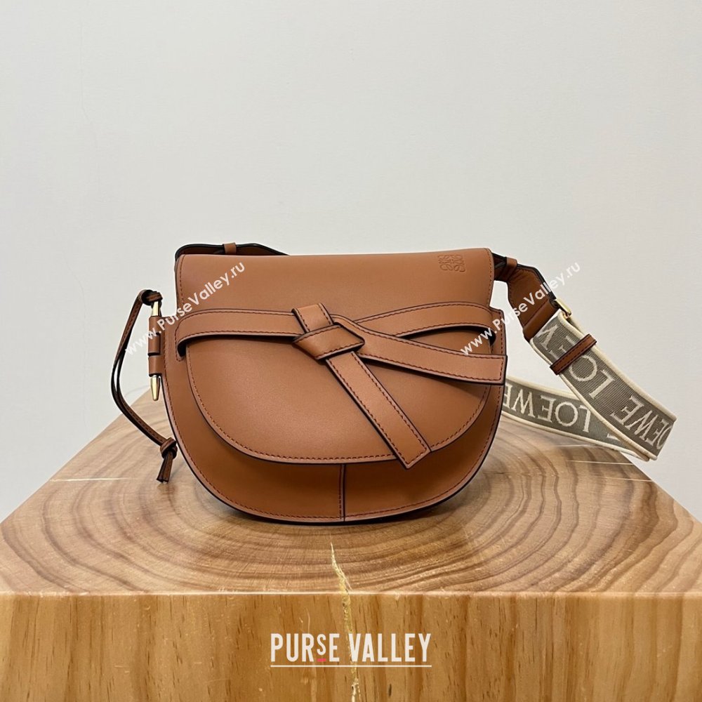 Loewe Small Gate Dual Bag in Soft Calfskin and Jacquard Strap Caramel 2024 Top (KK-24060312)