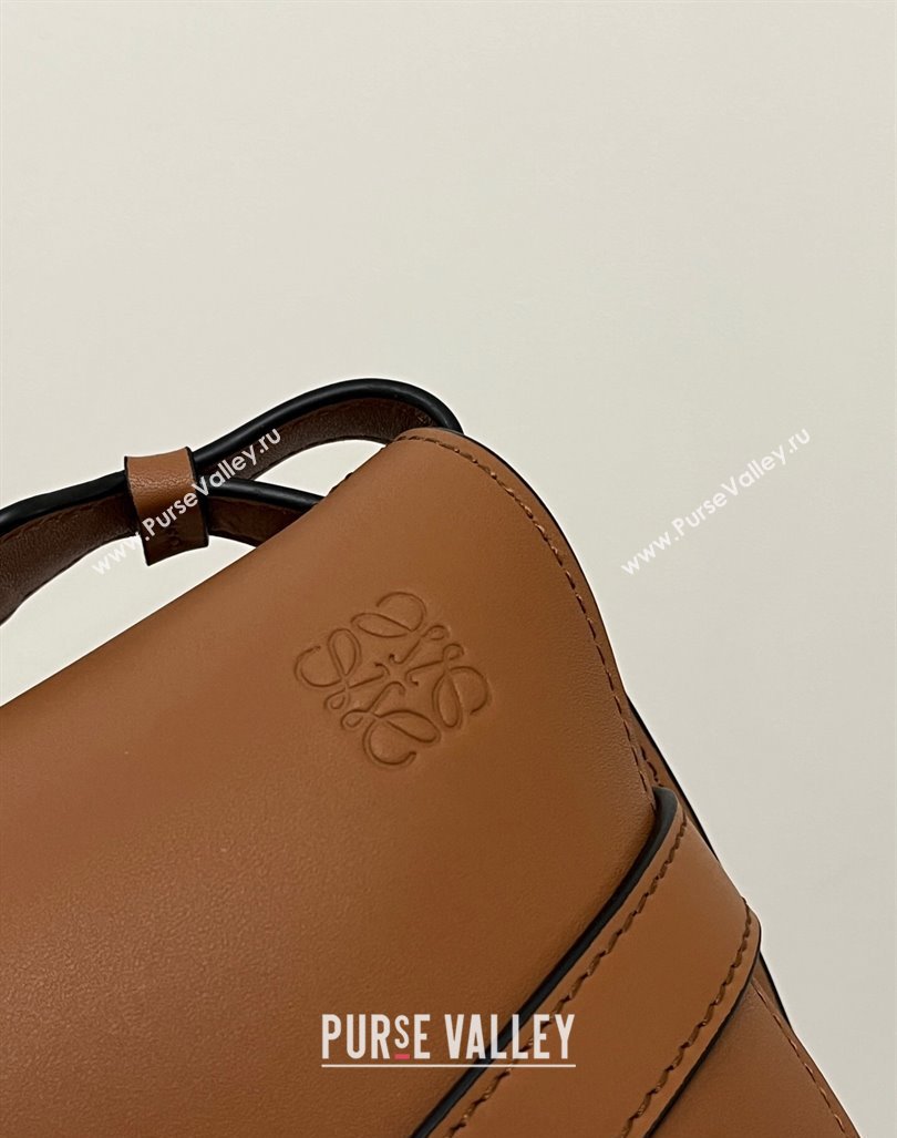 Loewe Small Gate Dual Bag in Soft Calfskin and Jacquard Strap Caramel 2024 Top (KK-24060312)