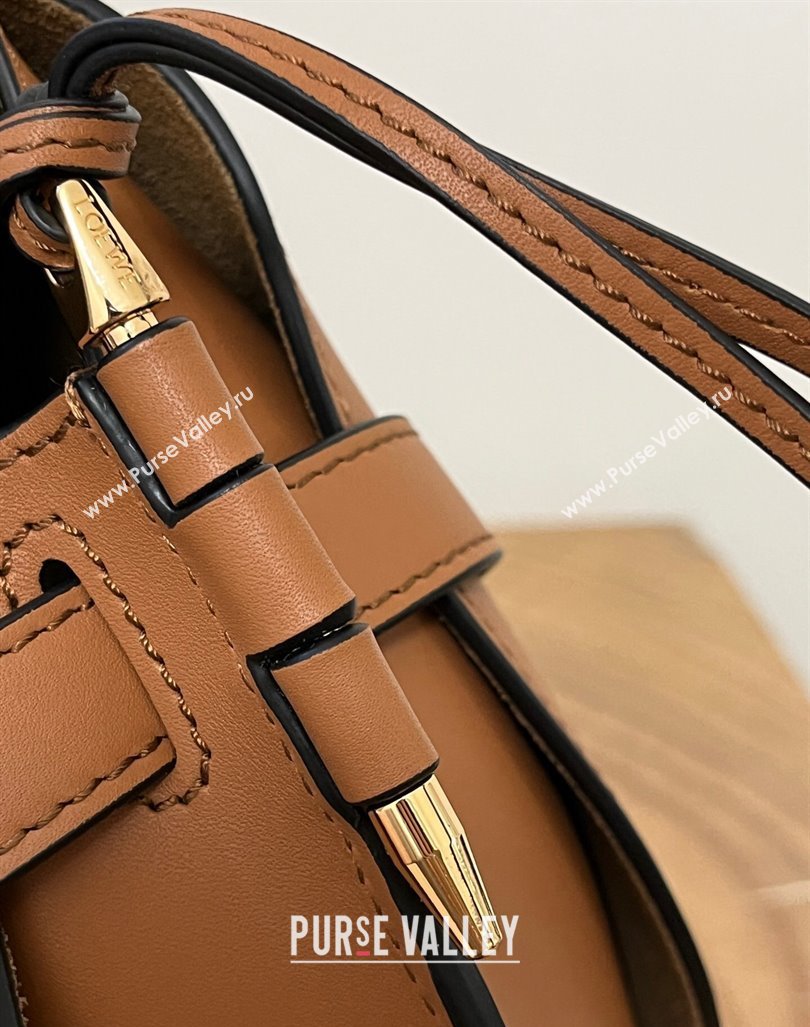 Loewe Small Gate Dual Bag in Soft Calfskin and Jacquard Strap Caramel 2024 Top (KK-24060312)