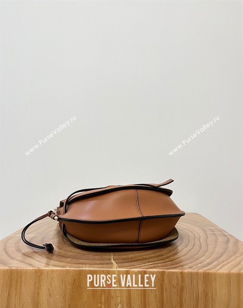 Loewe Small Gate Dual Bag in Soft Calfskin and Jacquard Strap Caramel 2024 Top (KK-24060312)