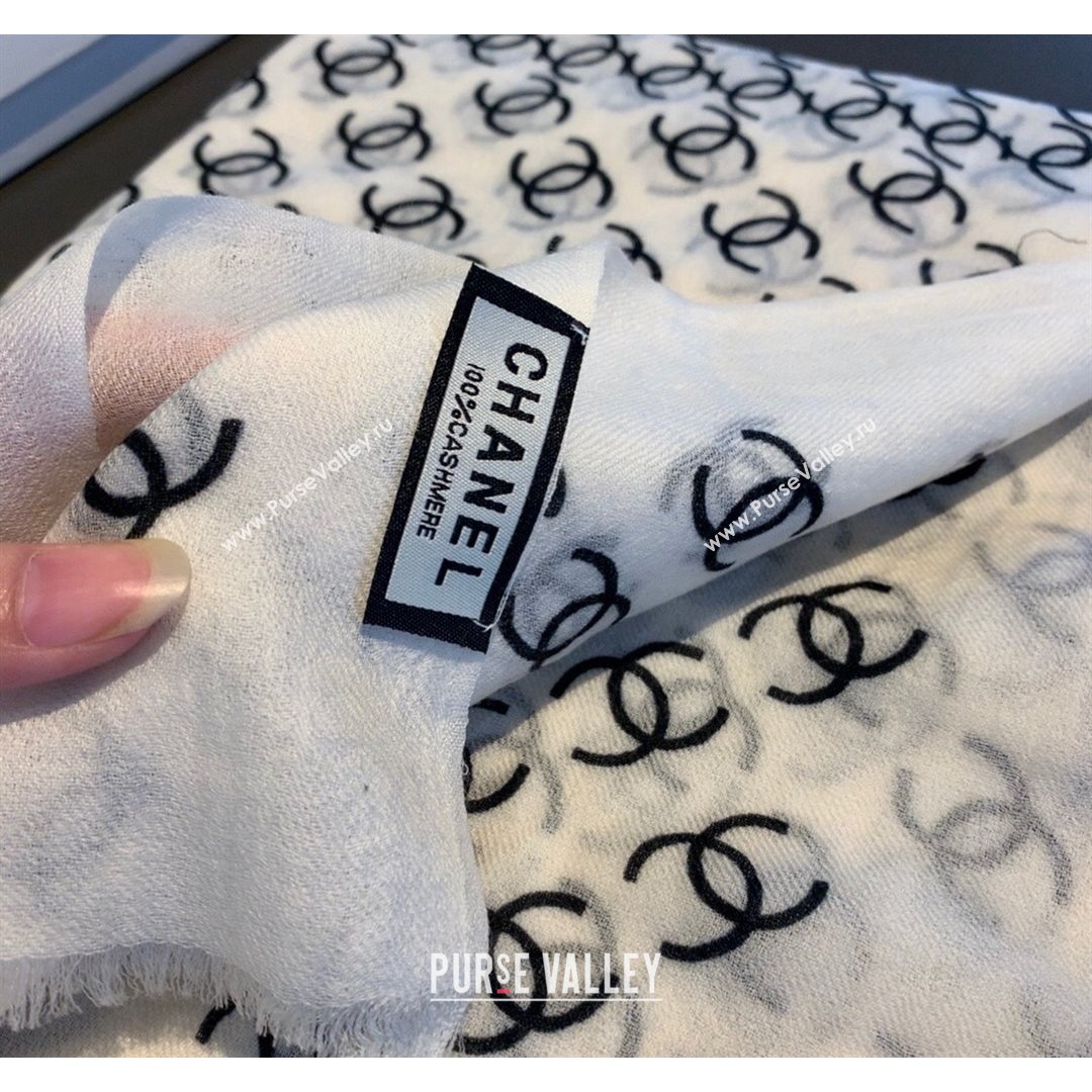 Chanel Cashmere Long Scarf CS01 White 2021 (A-210903067)