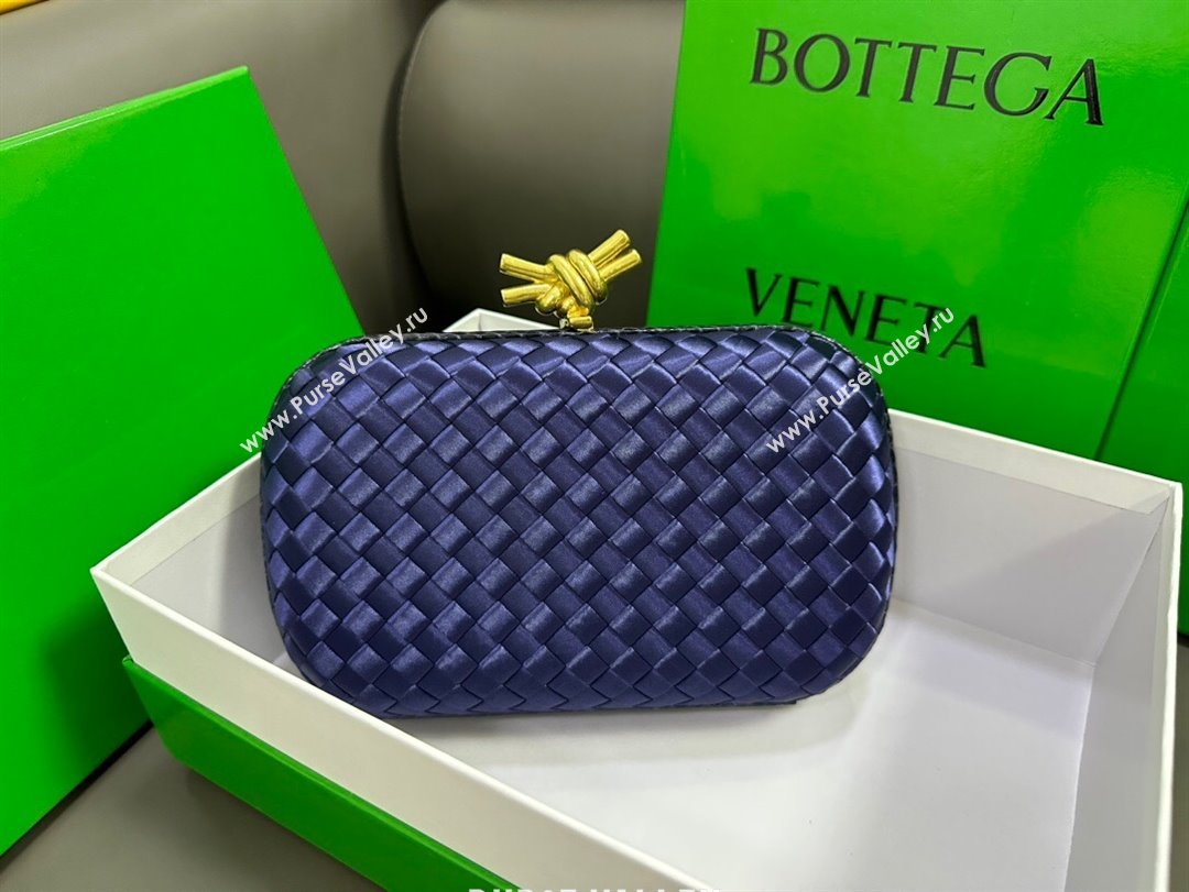 Bottega Veneta Knot Minaudiere Clutch in Intreccio Fabric 717622 Blue 2023 (MS-23101317)