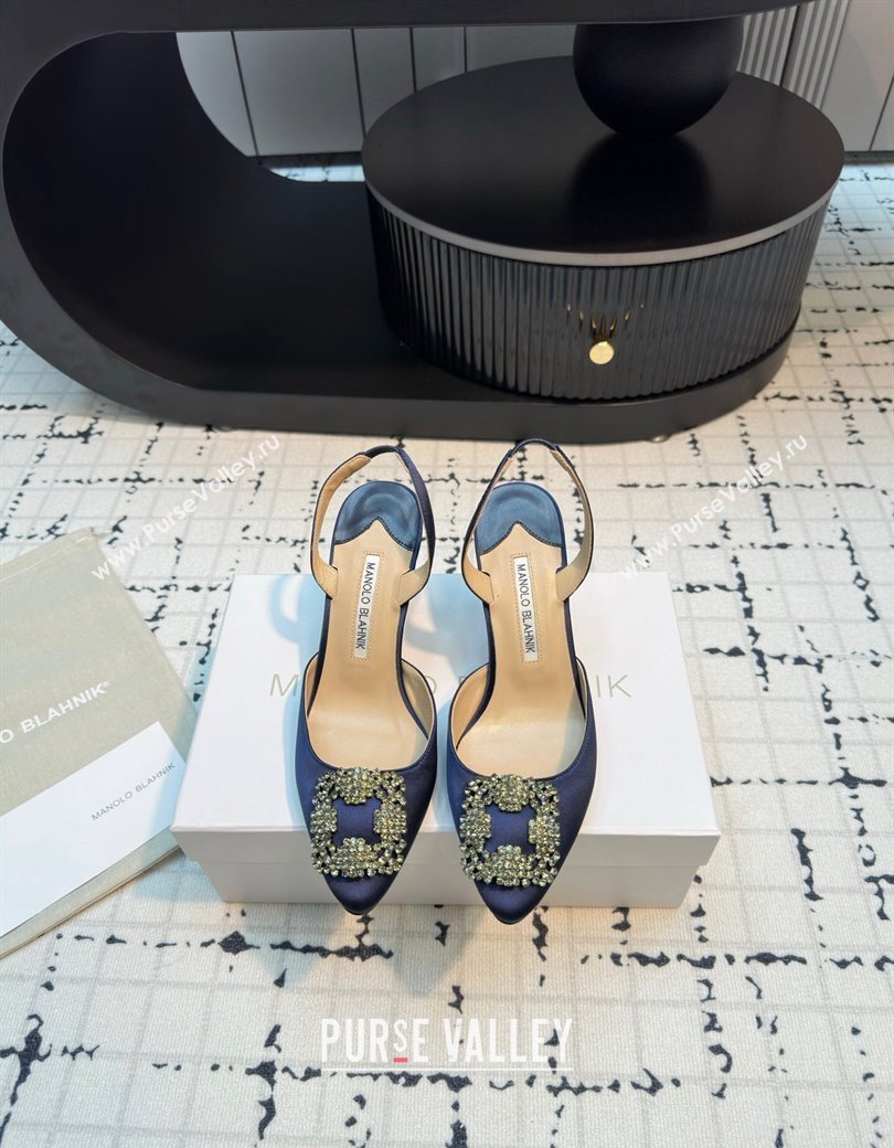 Manolo Blahnik Hangisi Satin Slingback Pumps 7cm with Strass Buckle Dark Blue 2024 (KL-241225046)