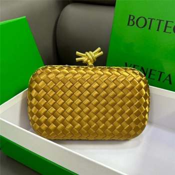 Bottega Veneta Knot Minaudiere Clutch in Intreccio Fabric 717622 Gold 2023 (MS-23101323)