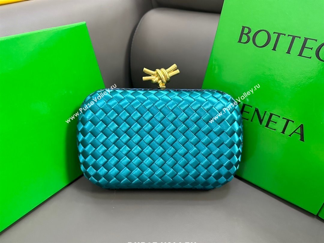 Bottega Veneta Knot Minaudiere Clutch in Intreccio Fabric 717622 Cyan 2023 (MS-23101326)