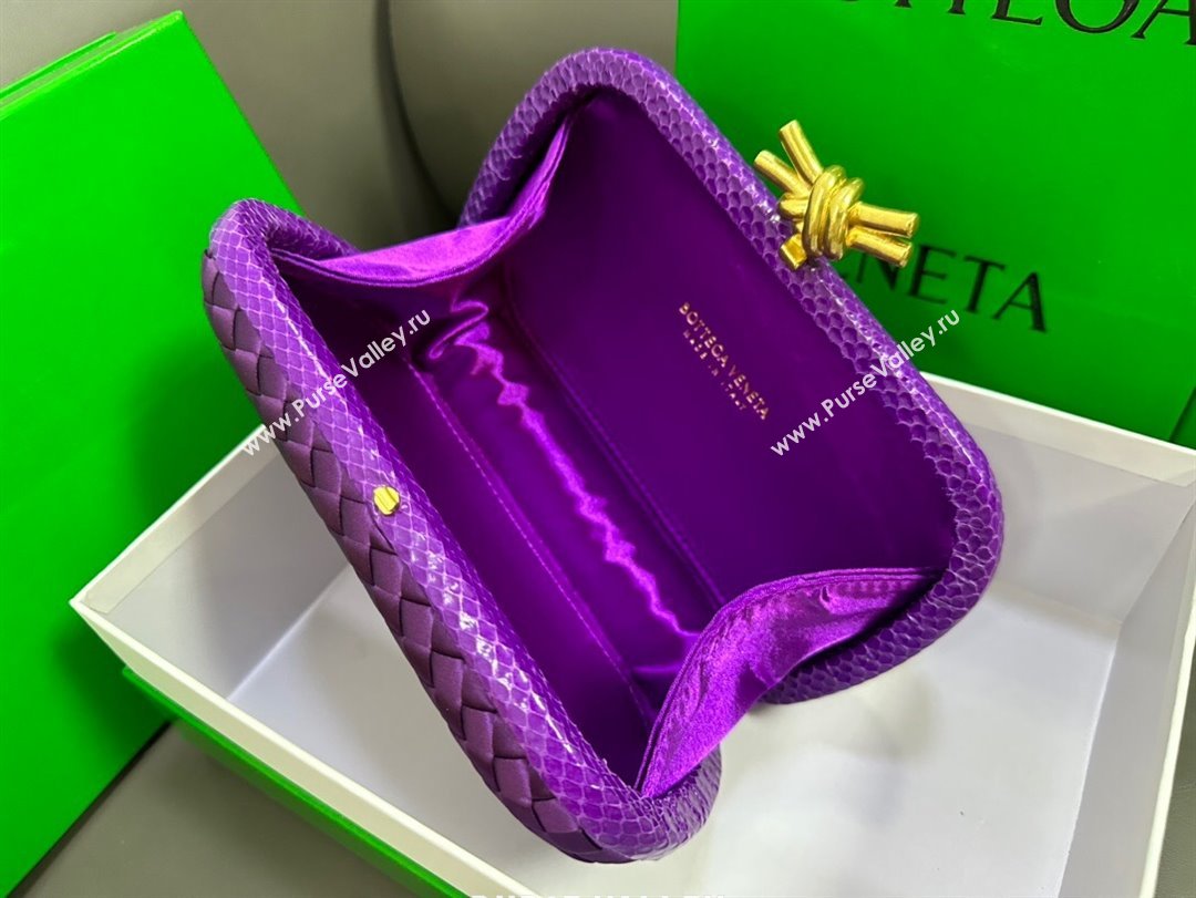 Bottega Veneta Knot Minaudiere Clutch in Intreccio Fabric 717622 Purple 2023 (MS-23101327)