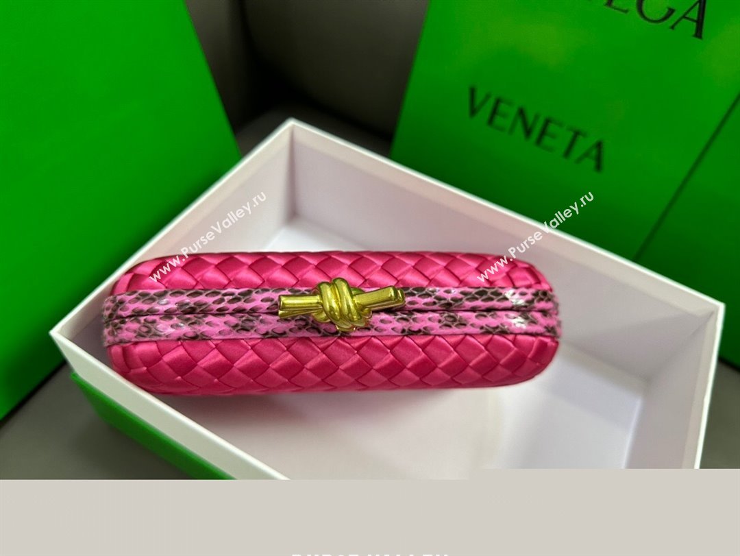 Bottega Veneta Knot Minaudiere Clutch in Intreccio Fabric 717622 Rosy 2023 (MS-23101331)