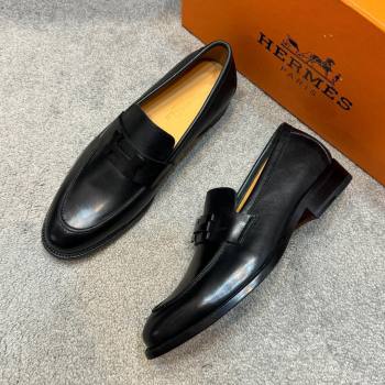 Hermes Mens Pairs Loafer in Brushed Calfskin Black 01 2024 (SHH-24092101)