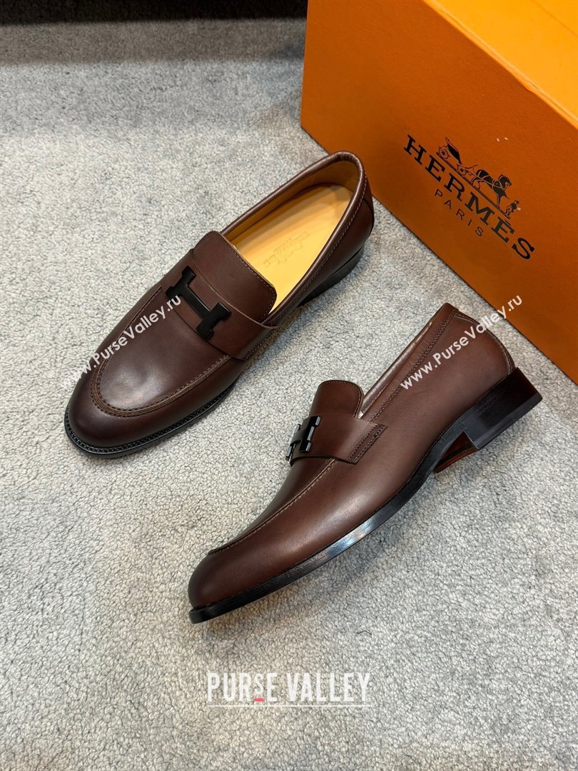 Hermes Mens Pairs Loafer in Smooth Calfskin Brown 2024 (SHH-24092103)