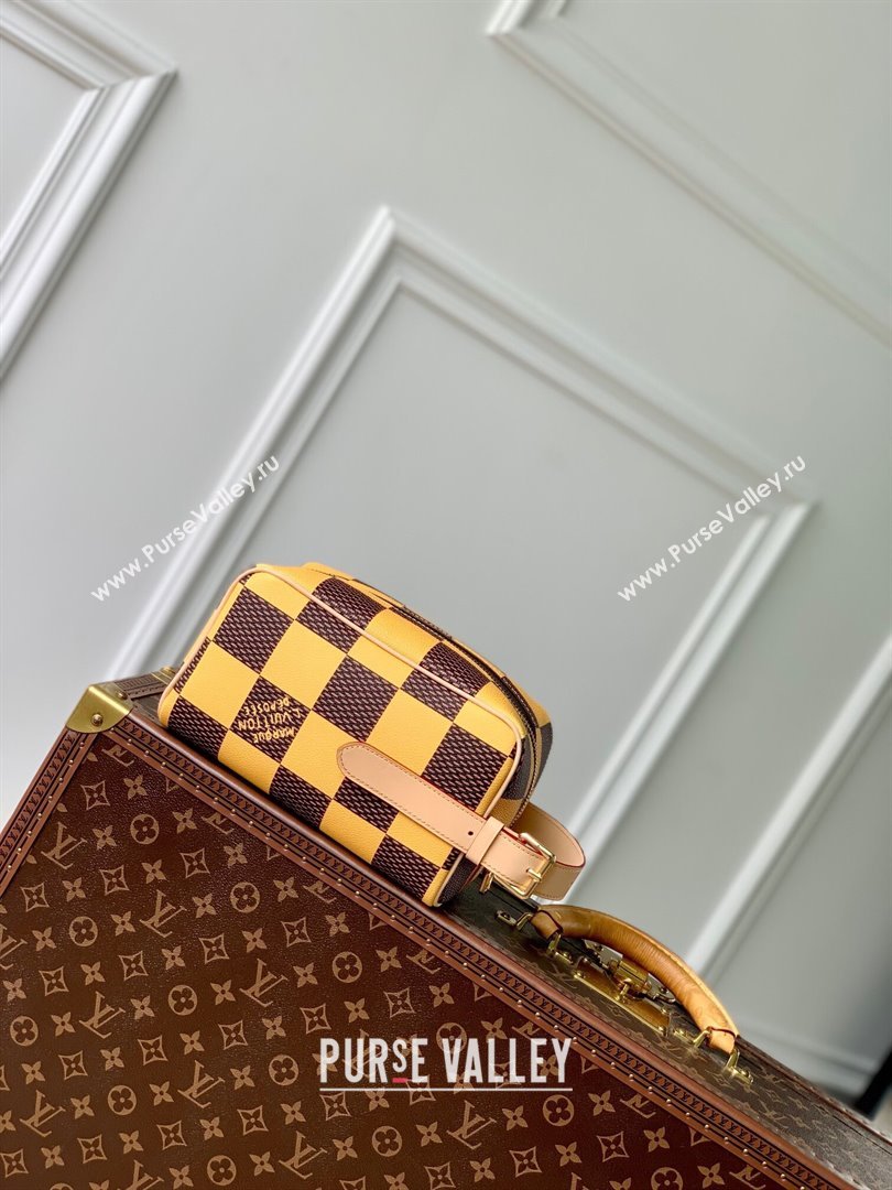 Louis Vuitton Locker Dopp Kit Bag in Damier Heritage Canvas N40567 Brown/Yellow 2024 (K-24061208)