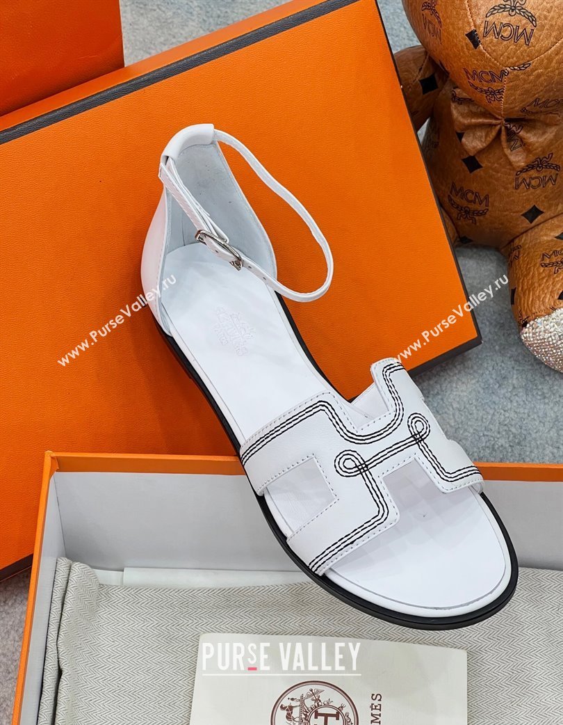 Hermes Santorini Flat Sandals in Calfskin with Stitches White 2025 H090901 (MD-250226143)