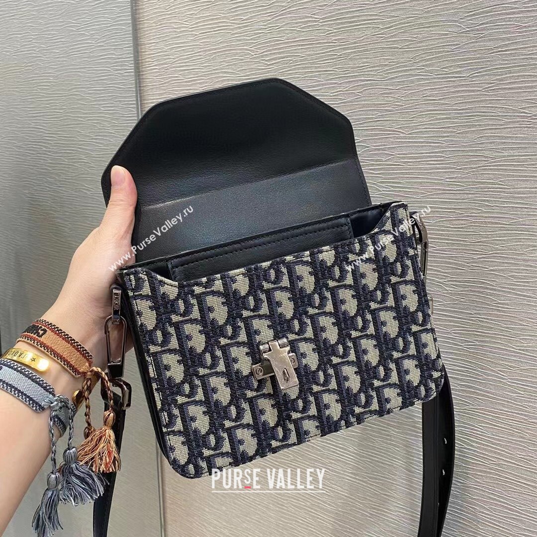 Dior Mens Lock Messenger Bag in Oblique Jacquard Canvas and Calfskin Black 2021 (XXG-21090732)