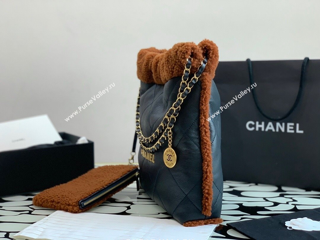 Chanel 22 Small Shopping Bag AS3260 in Leather and Wool Blue 2023 (YEZI-23111617)