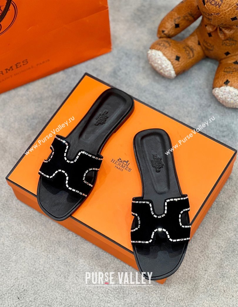 Hermes Oran Classic Flat Slides Sandal in Suede with Strass Black 2025 H02271 (MD-250227005)