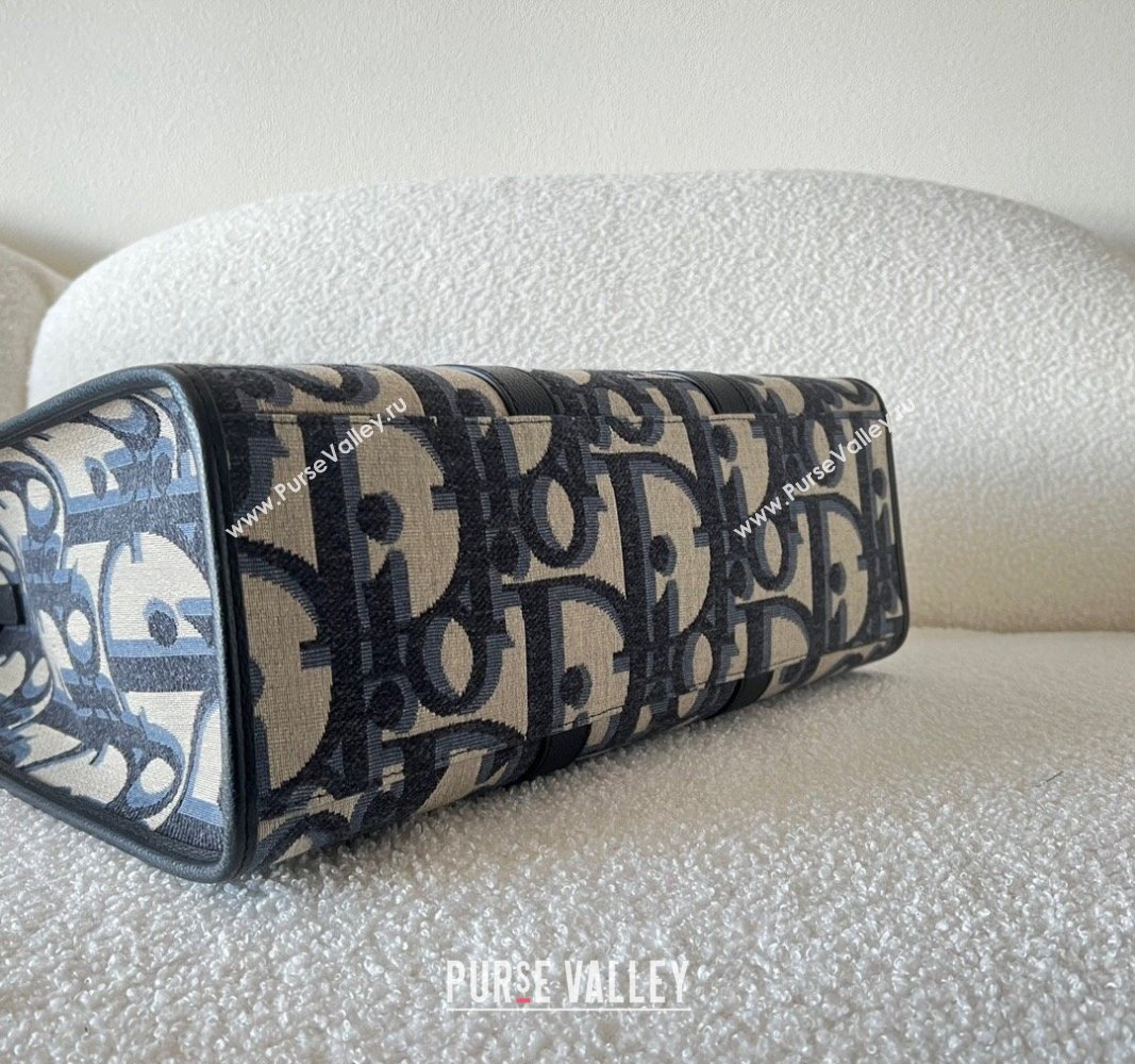 Dior Mens East-West Tote Bag in Beige and Black Maxi Dior Oblique Jacquard 2024 (XXG-240312060)