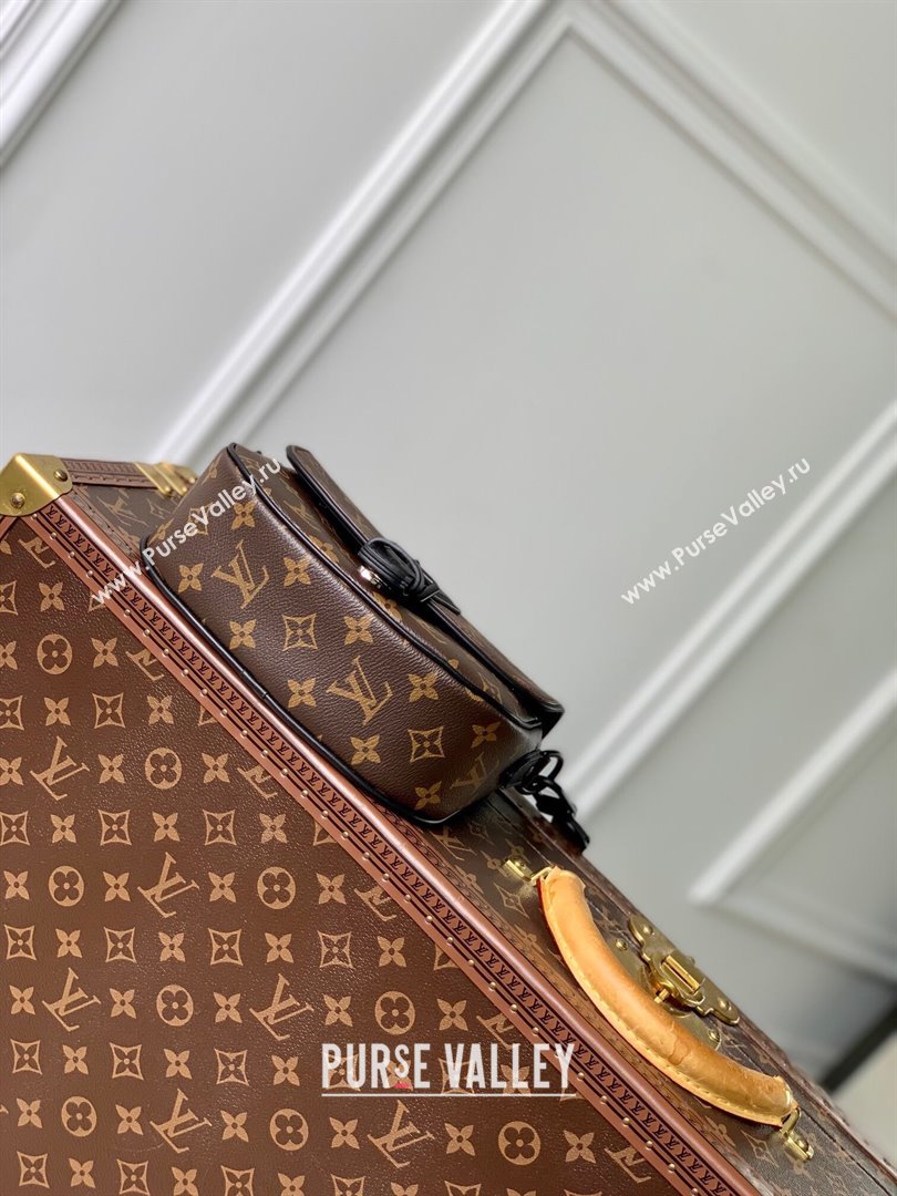 Louis Vuitton Montsouris Messenger PM​ Bag in Monogram Canvas M47060 Brown 2024 (K-24061221 )