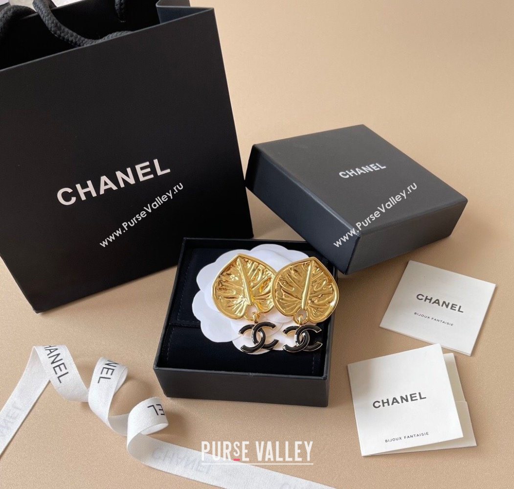 Chanel Leaf Pendant Earrings Black/Gold 2025 (YF-250725080)