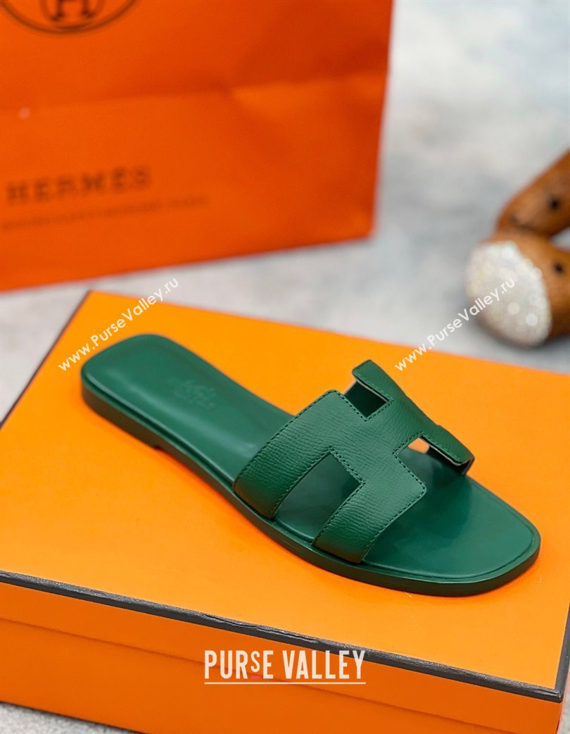 Hermes Oran Classic Flat Slides Sandal in Epsom Leather Dark Green 2025 H02272 (MD-250227012)