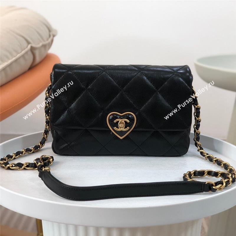 Chanel Quilted Lambskin Small Flap Bag with Heart CC AS3986 Black 2023 Top (SM-23101207)