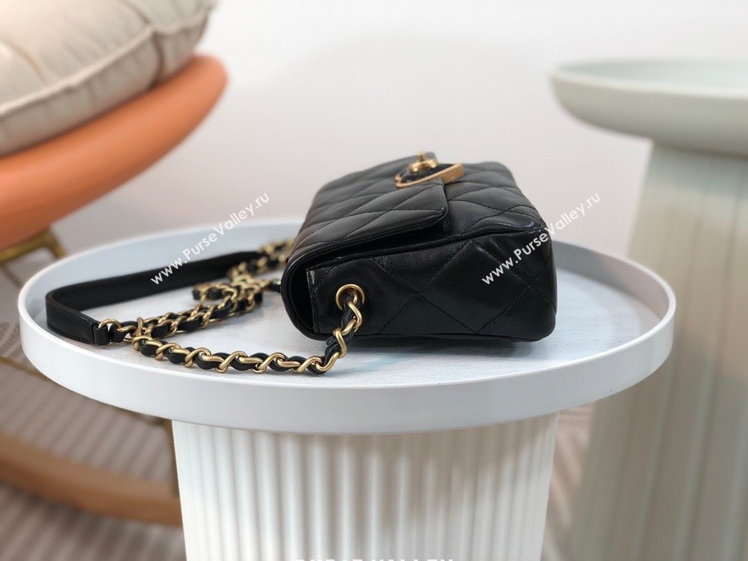 Chanel Quilted Lambskin Small Flap Bag with Heart CC AS3986 Black 2023 Top (SM-23101207)