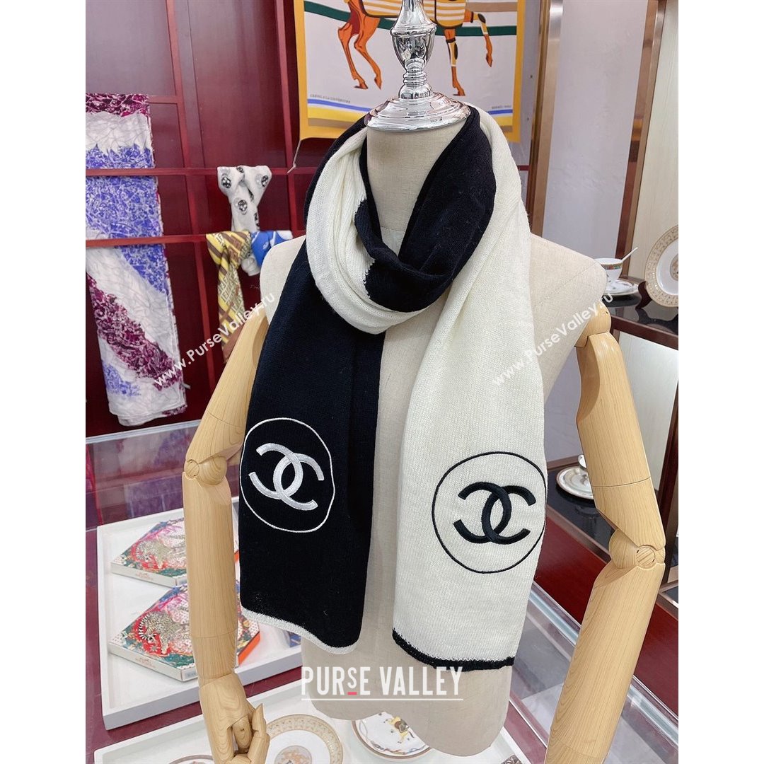 Chanel Knitted Stole Long Scarf CS820 Black/White 2021 (A-210908065)