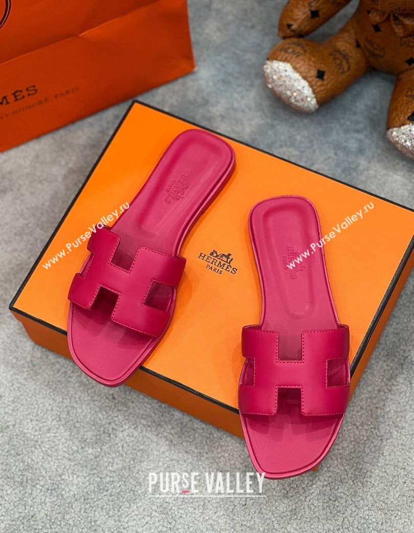 Hermes Oran Classic Flat Slides Sandal in Swift Leather Fuchsia Pink 2025 H02272 (MD-250227022)