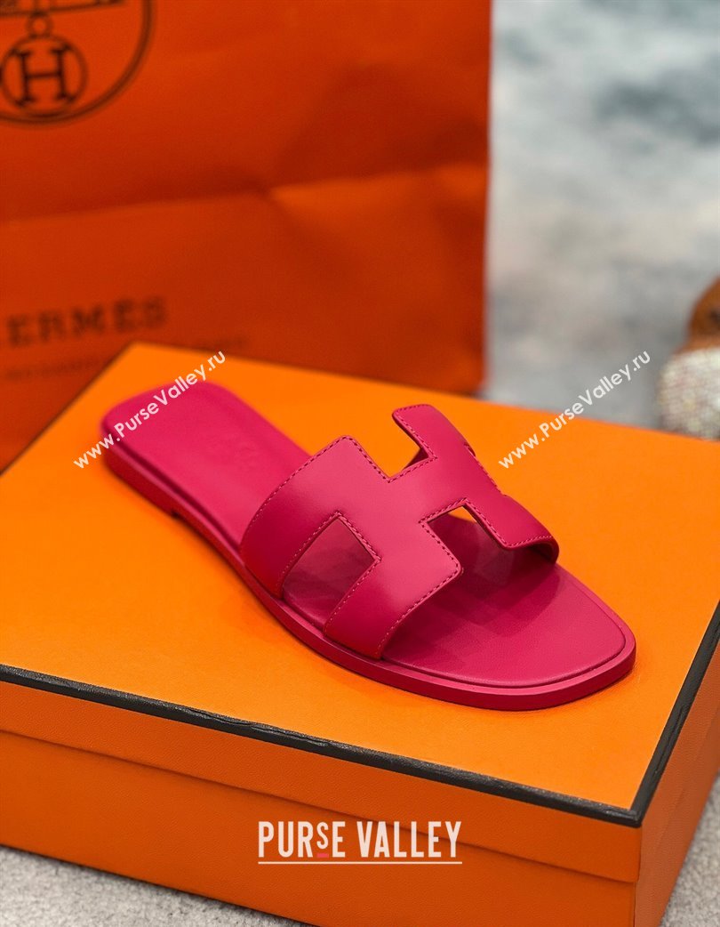 Hermes Oran Classic Flat Slides Sandal in Swift Leather Fuchsia Pink 2025 H02272 (MD-250227022)