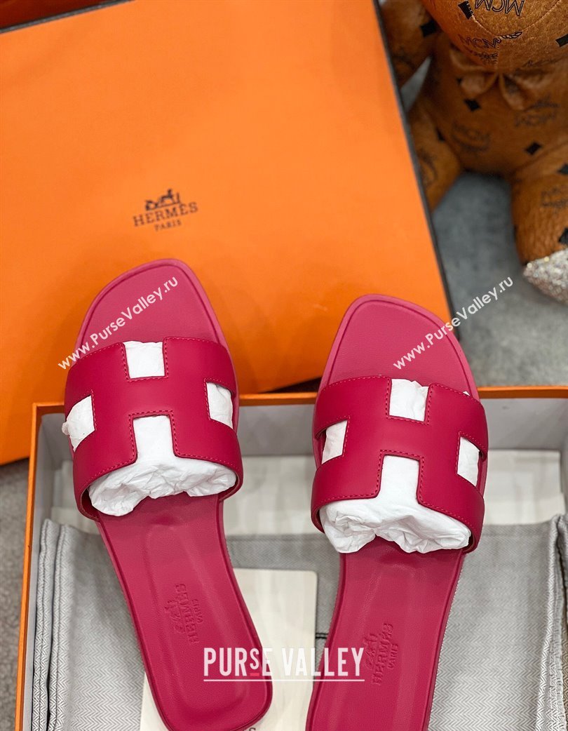 Hermes Oran Classic Flat Slides Sandal in Swift Leather Fuchsia Pink 2025 H02272 (MD-250227022)