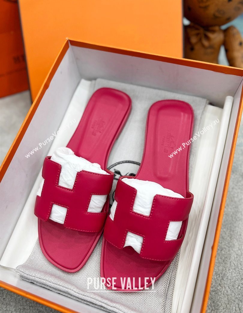 Hermes Oran Classic Flat Slides Sandal in Swift Leather Fuchsia Pink 2025 H02272 (MD-250227022)