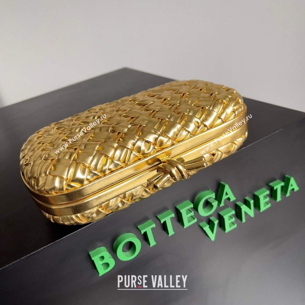 Bottega Veneta Knot Minaudiere Clutch in Pressed Intreccio Laminated Leather 717622 Gold 2023 (MS-23101301)