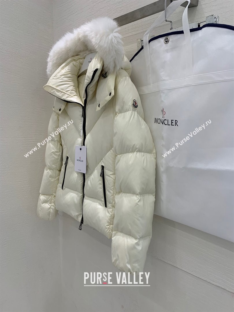 Moncler Down Jacket M102120 White 2023 (Q-23102120)