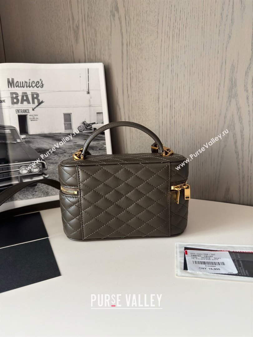 Saint Laurent Gaby Vanity Bag in Black Quilted Lambskin 766731 Green 2024 Top Quality (HS-24121304)