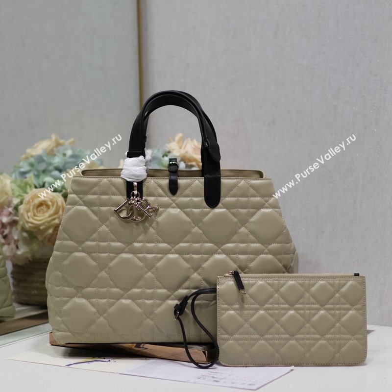 Dior Large Toujours Tote bag in Macrocannage Calfskin Beige/Black 2024 (XXG-240312069)