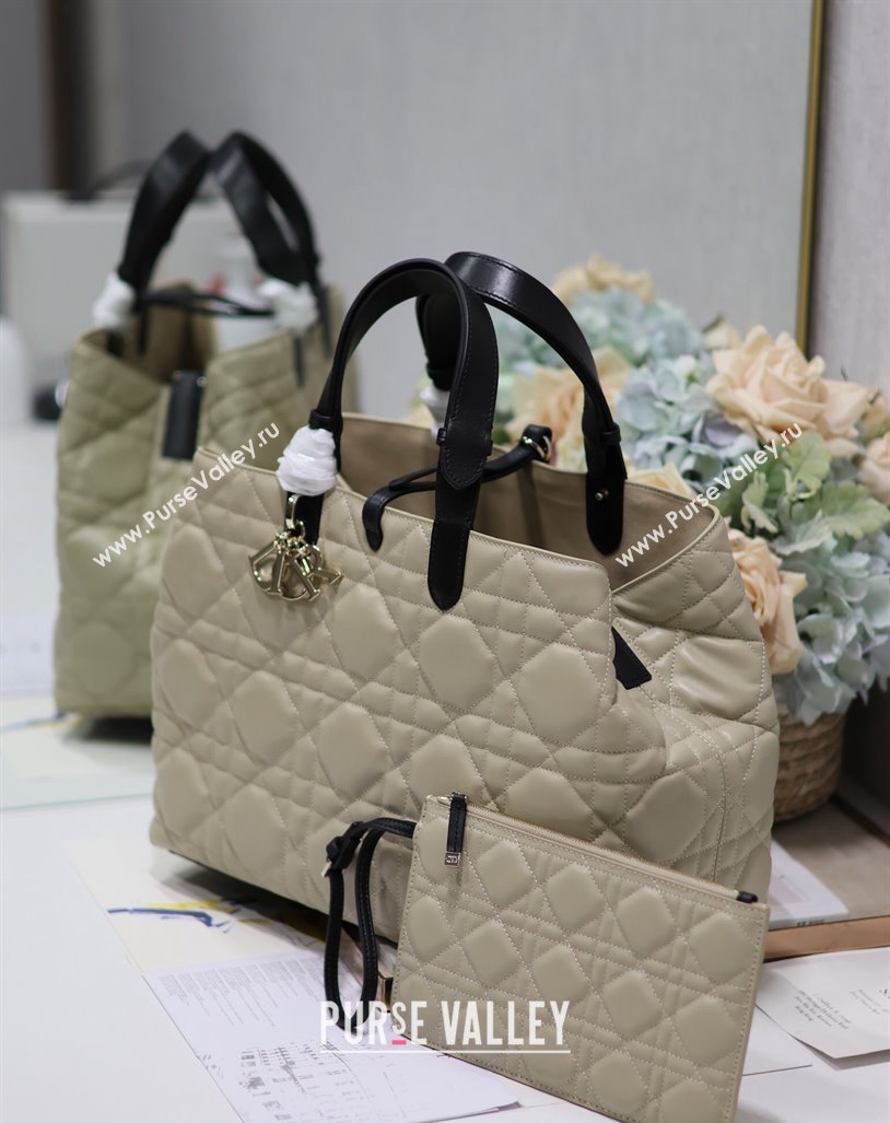 Dior Large Toujours Tote bag in Macrocannage Calfskin Beige/Black 2024 (XXG-240312069)
