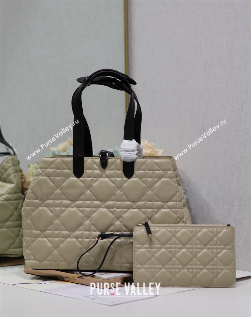 Dior Large Toujours Tote bag in Macrocannage Calfskin Beige/Black 2024 (XXG-240312069)