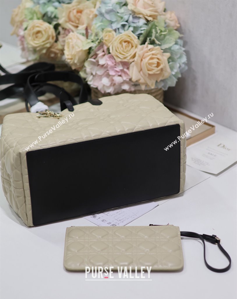 Dior Large Toujours Tote bag in Macrocannage Calfskin Beige/Black 2024 (XXG-240312069)